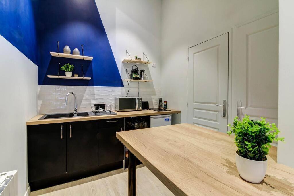 Apartamento Le Berlier 60M2 + Cour Privee - Centre Historique Dijon Exterior foto